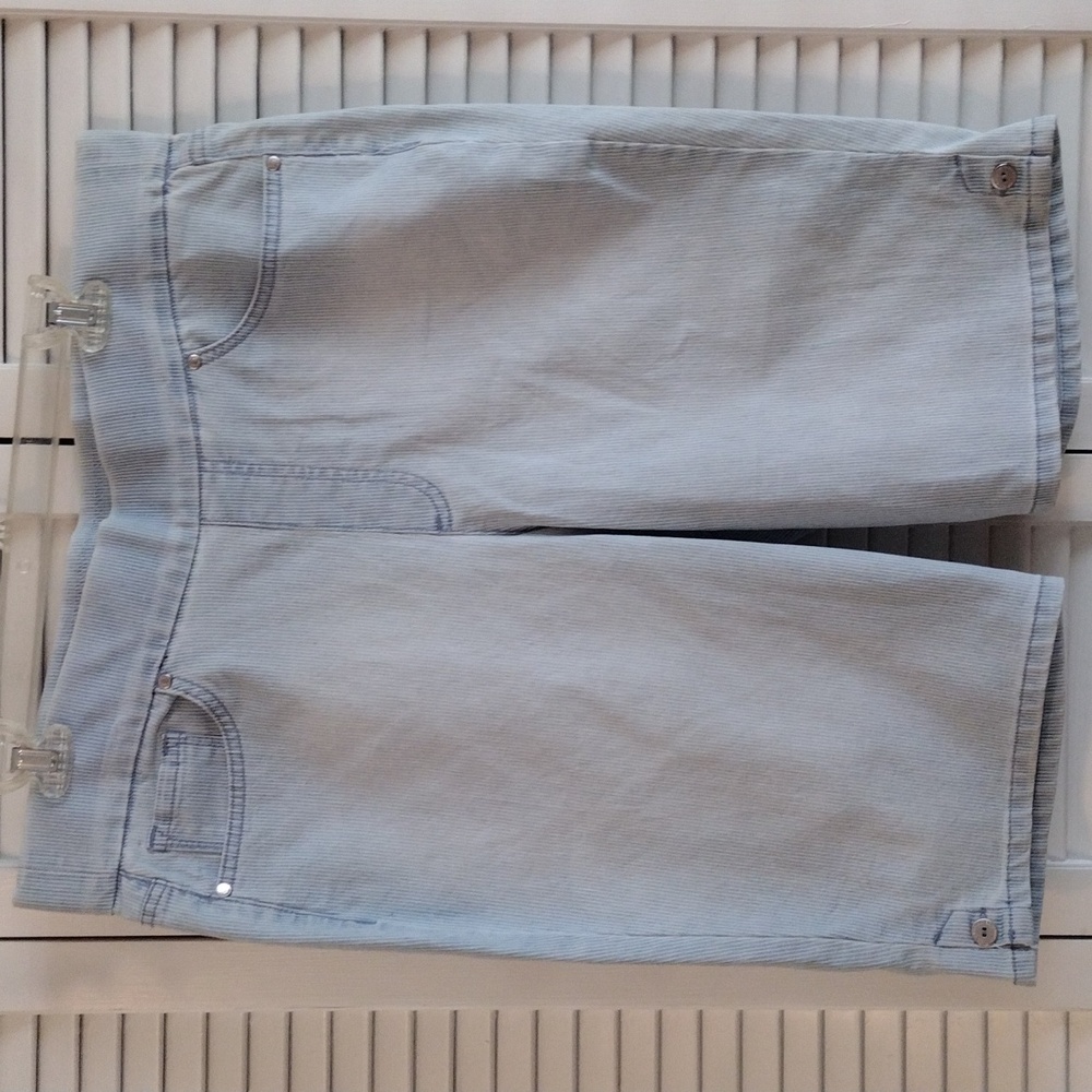 Gloria Vanderbilt Shorts 14